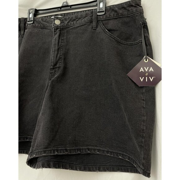 Ava & Viv Women's Plus Size 24 Black Denim 6" High Rise Shorts NWT - Picture 3 of 13